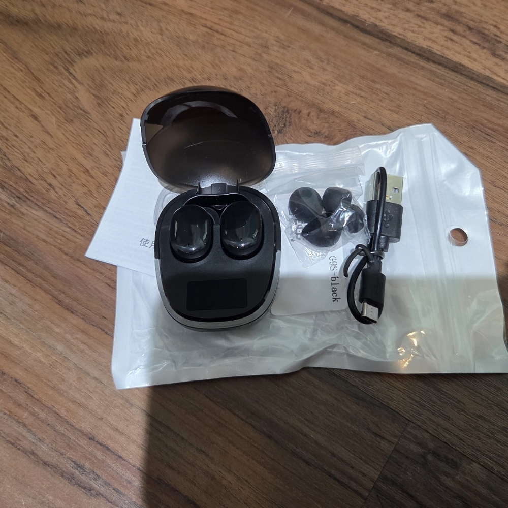 Wireless Earbuds - Picture 2 of 3